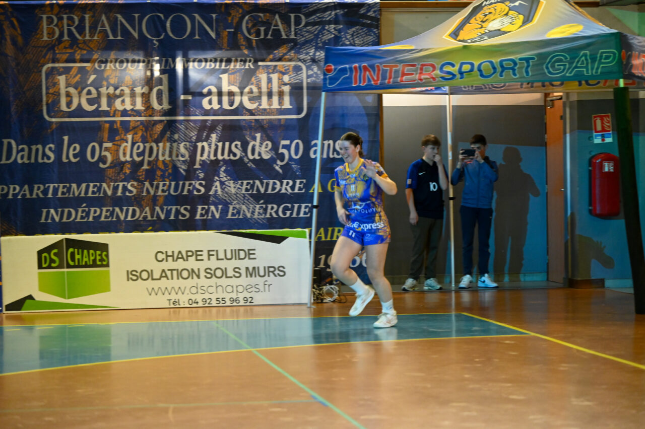 2024-12-07 - N3F VS ARLES-07